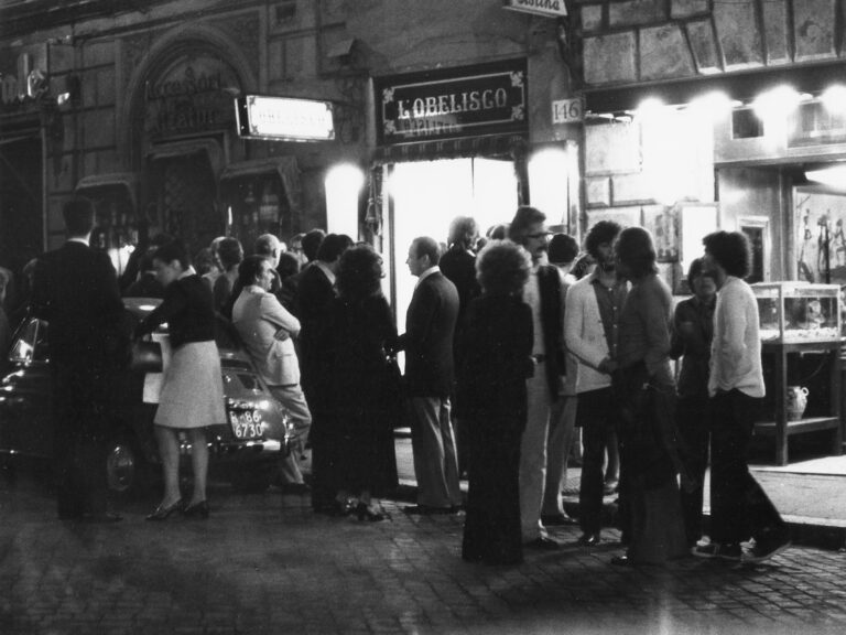 Inaugurazione della personale di Gaetano Pompa, L'Obelisco, Roma, 1972